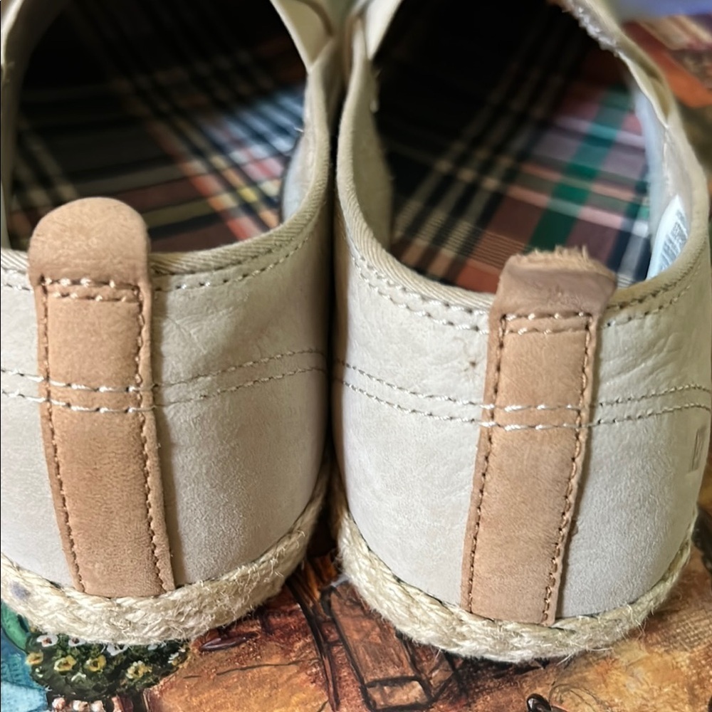 Sperry top siders ecru twin Gore Slip-Ons with jute trim 8.5 new condition - Picture 2 of 7